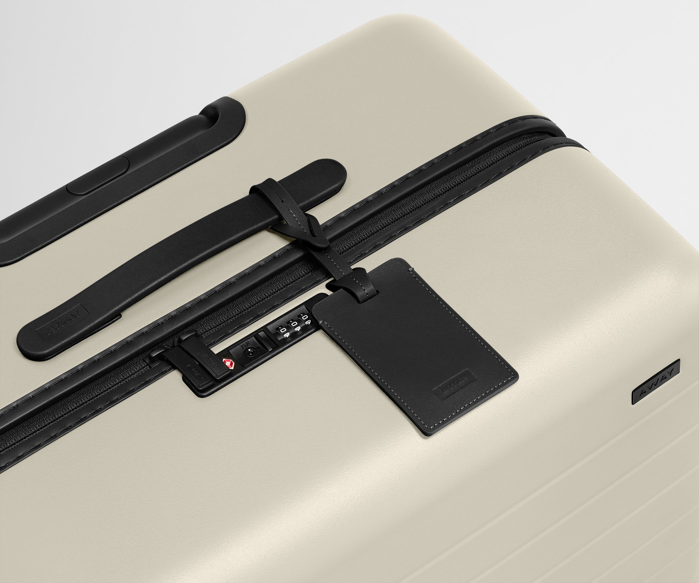away-the-large-valise-soute-blanc-sel-rigide image 7