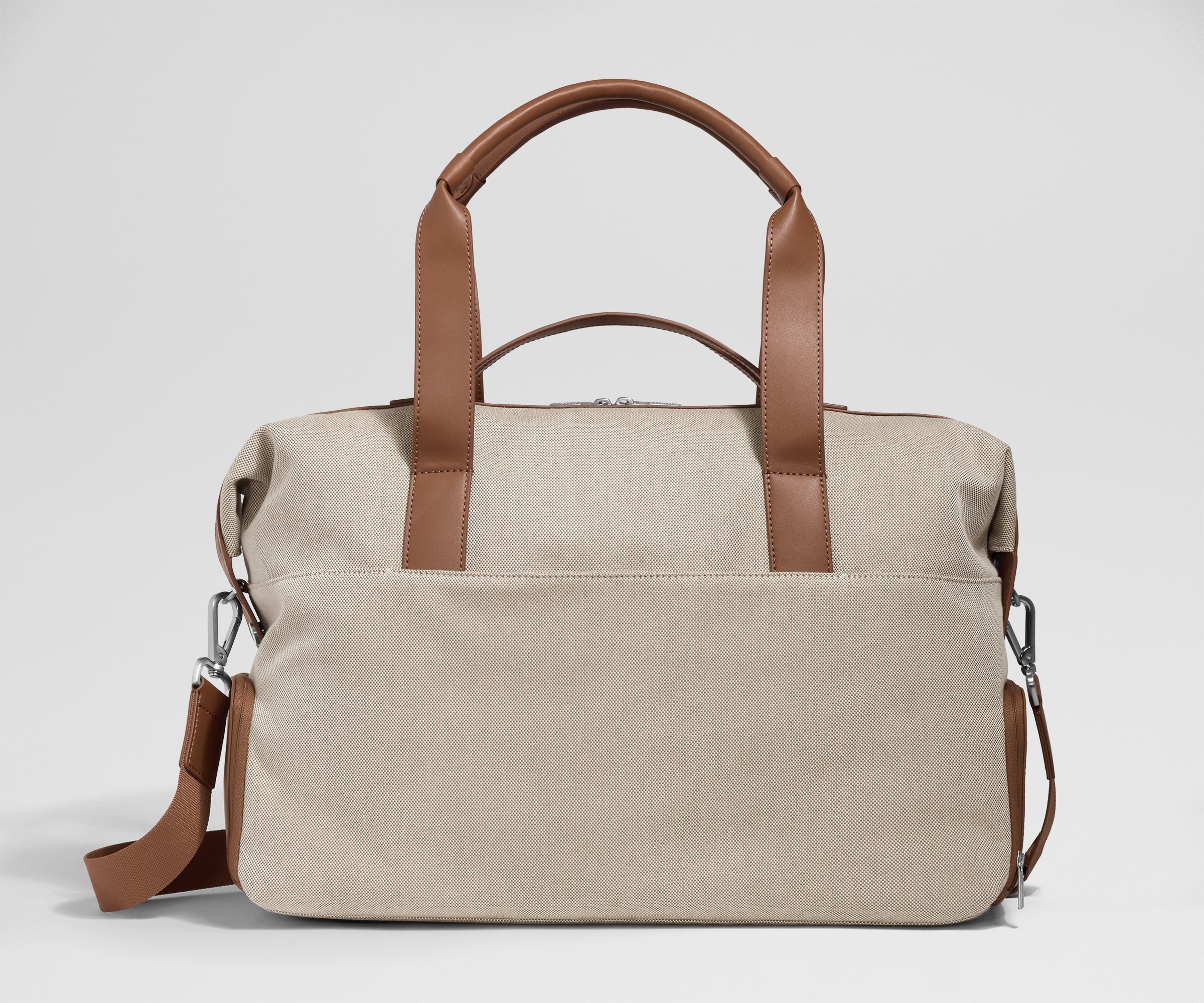 away-duffle-canvas-overnight-bag-sac-voyage-saddle-brown image 1