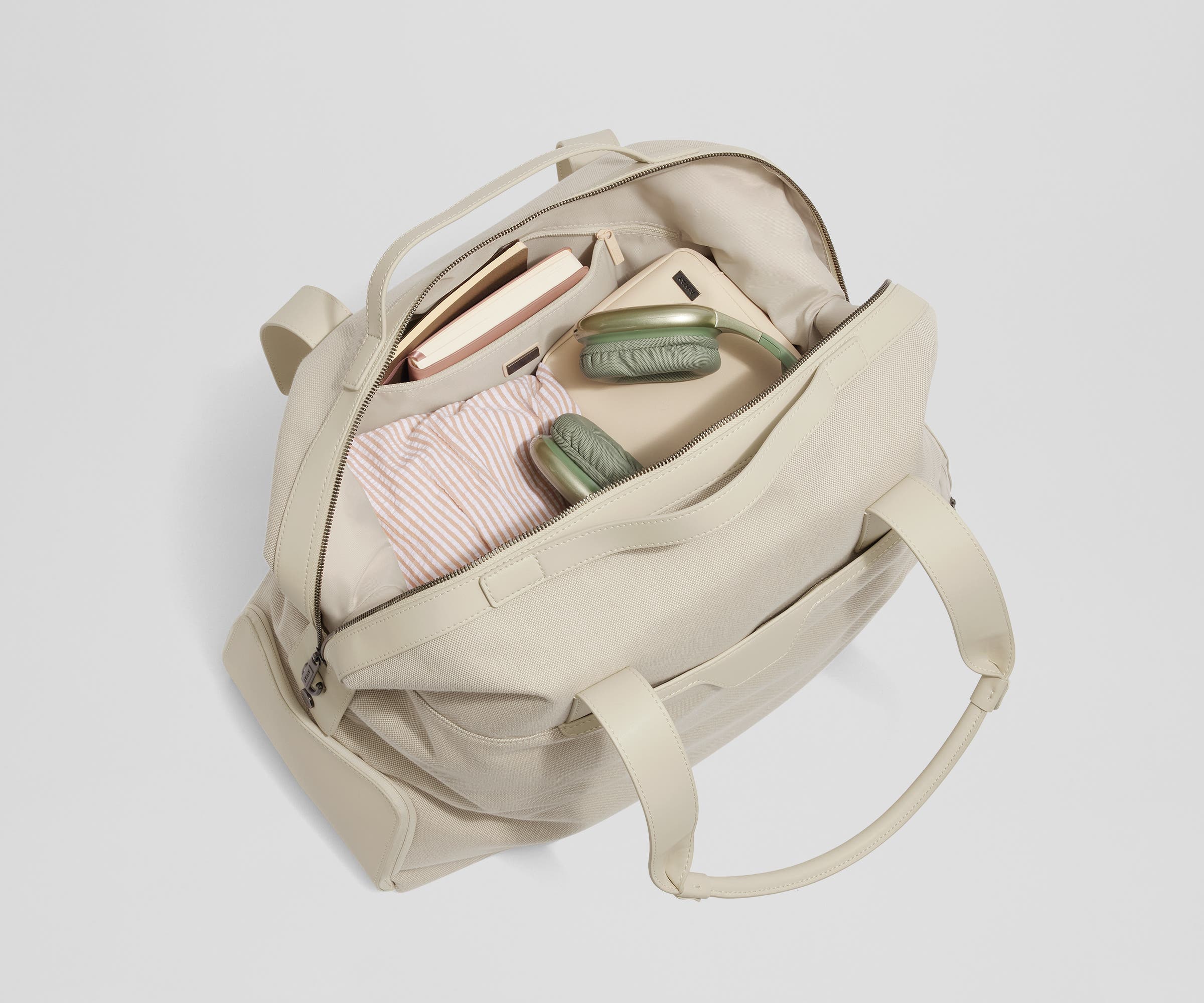 away-transit-weekender-sac-week-end-tan-toile-ordinateur image 3