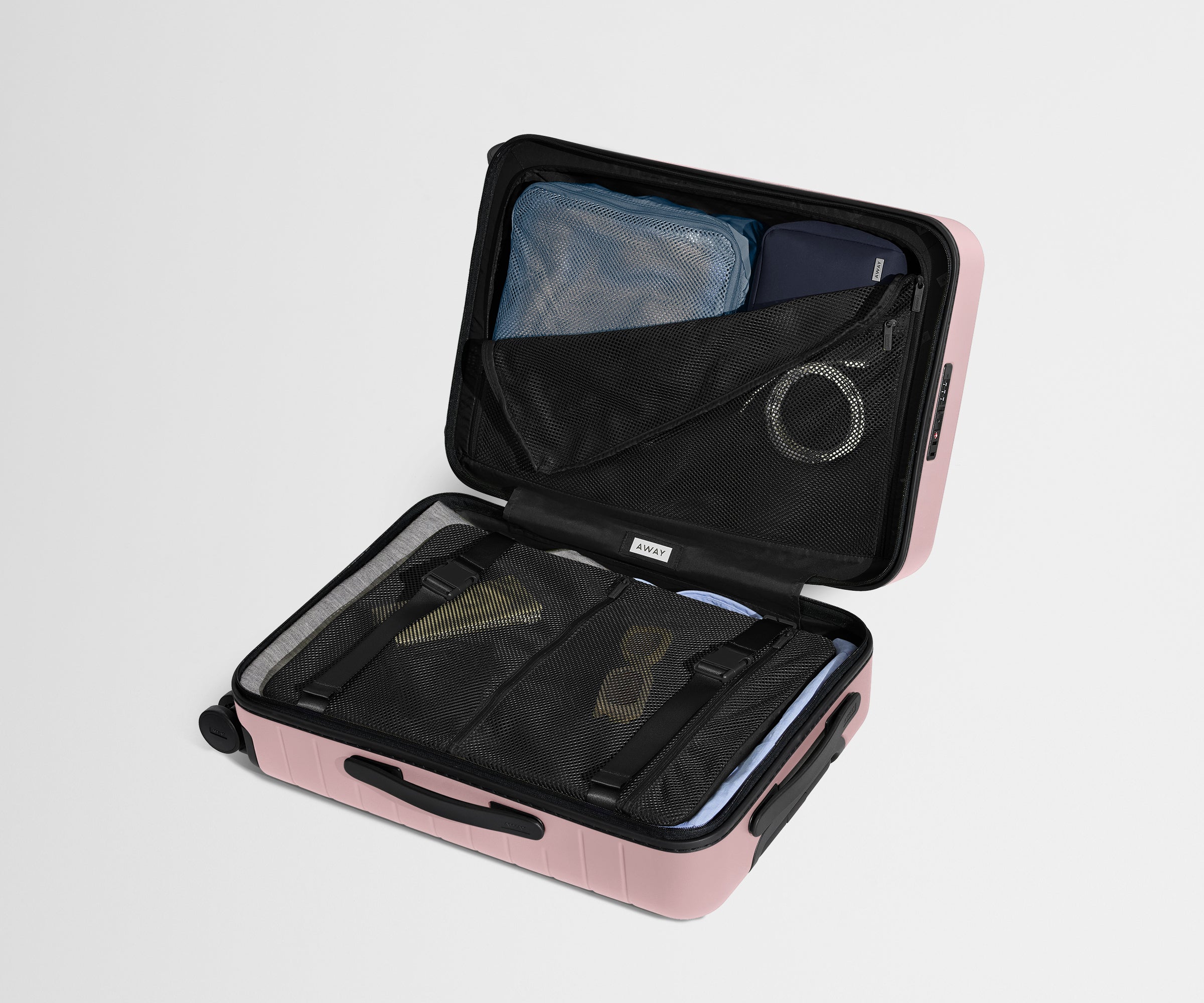 away-bigger-carry-on-valise-cabine-rose-blush-pink-rigide image 4
