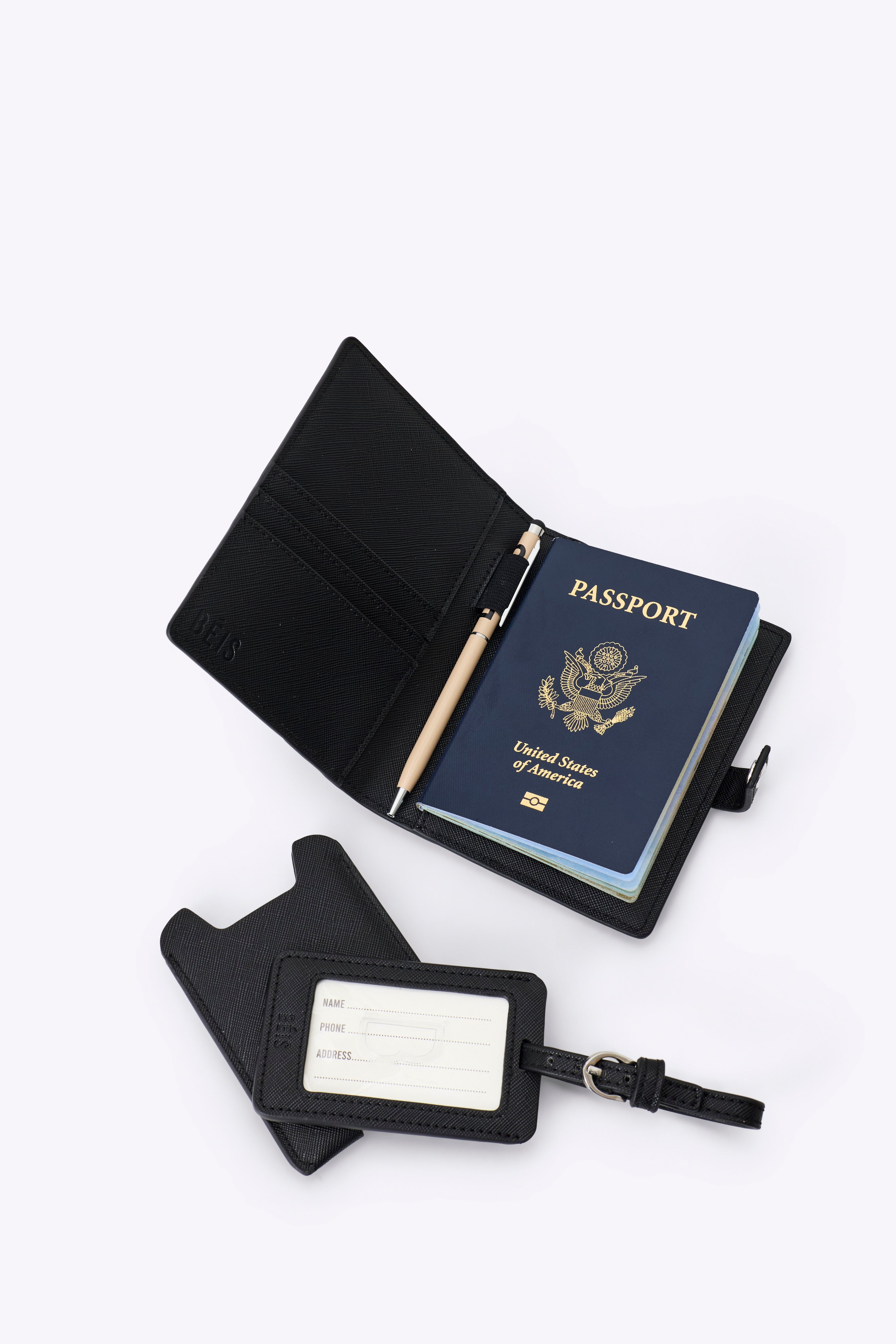 beis-passport-tag-tui-passeport-noir-airtag image 6