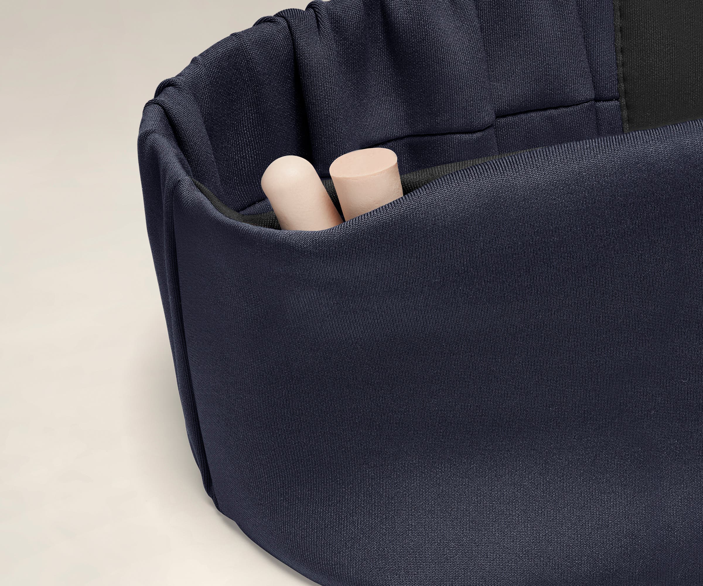 away-sleep-mask-masque-de-nuit-bleu-navy-blue image 3