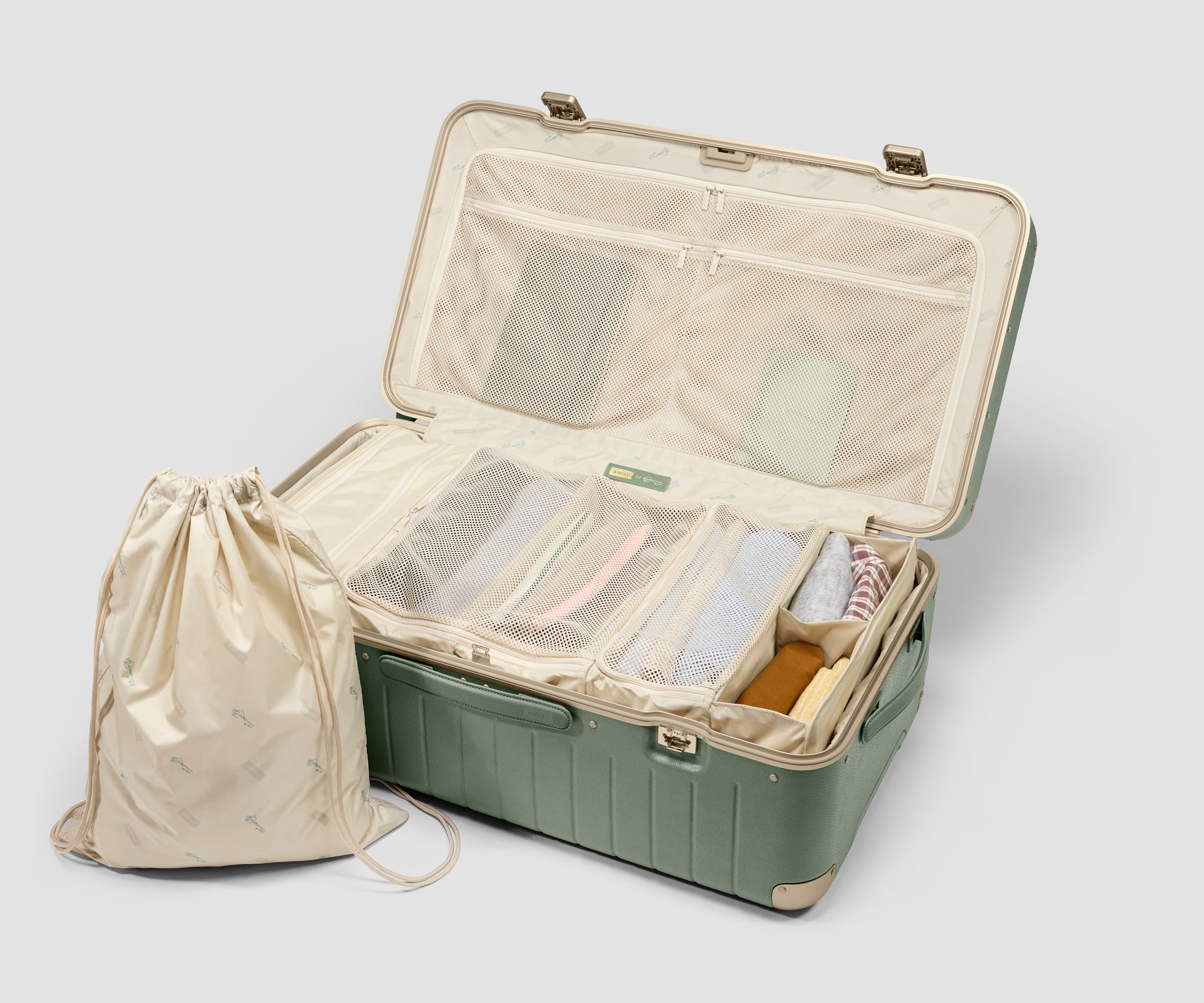 away-aluminum-edge-trunk-valise-soute-aluminium-no-20-legacy image 4