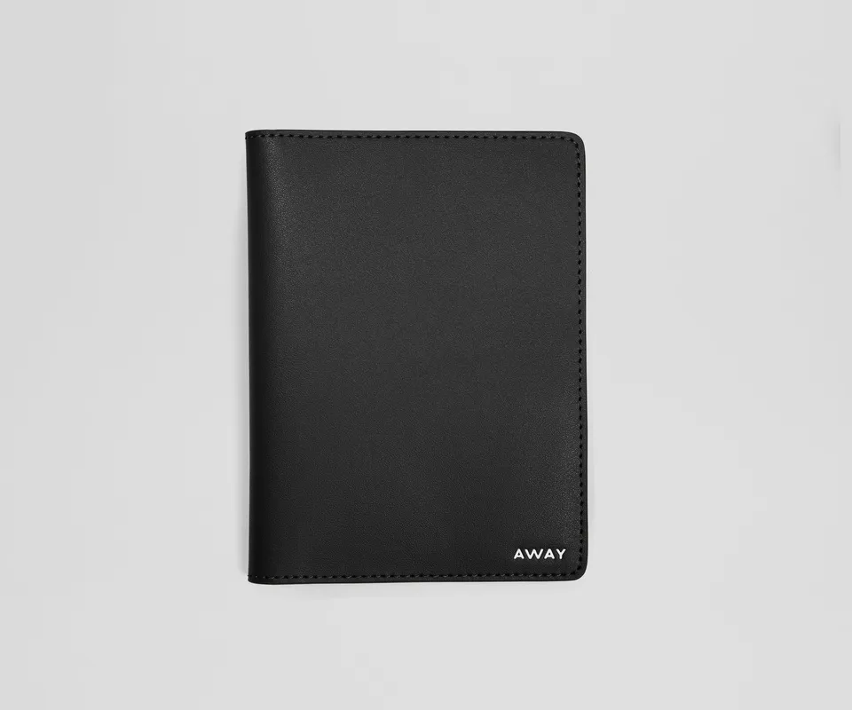 away-passport-holder-tui-passeport-cuir-jet-black image 1